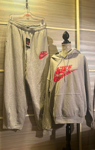Nike stranger things - nike,